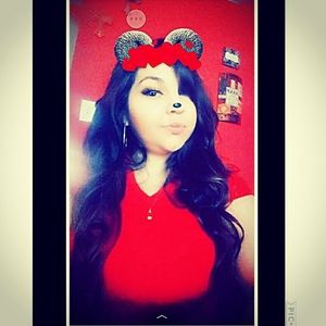 Meet your Posher, Vanessa